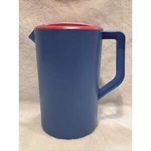 Vintage Rubbermaid 1 Gallon Pitcher Blue With Red Lid‎ #2718 America July Summer